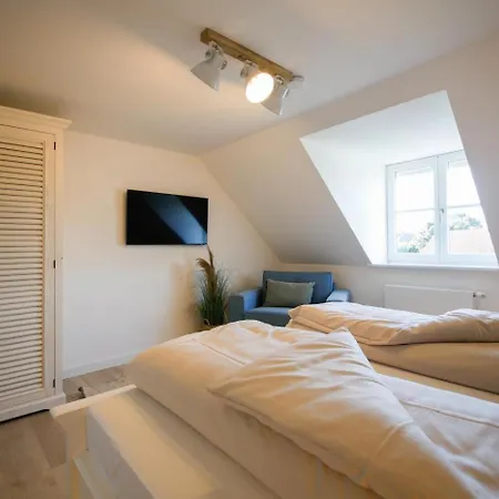 Cooles Haff Coast Im Surfer-style In - Haffkrug Nyaraló Scharbeutz